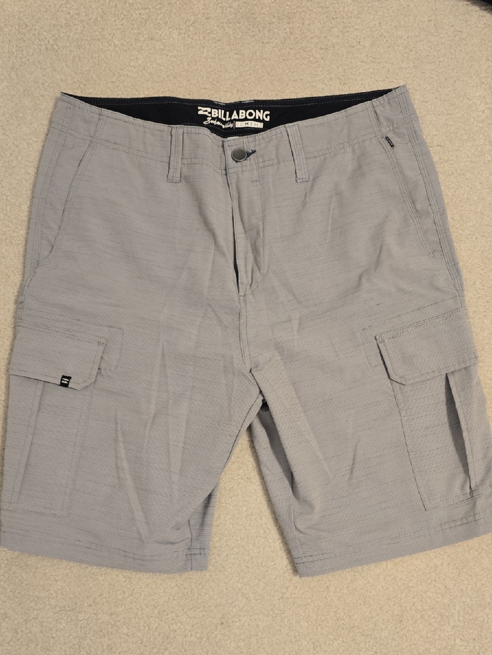 Billabong Light Gray Men's Cargo Hybrid Board Shorts Size 33